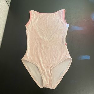 Yumiko Sofiane Leotard